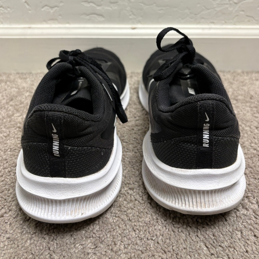 Nike Downshifter 10 Mens Running Shoes Black White CI9982-004 Size 11 - Picture 8 of 15